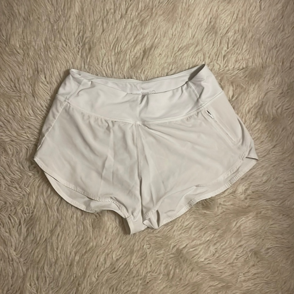 Outdoor Voices Hudson 2.5” Short